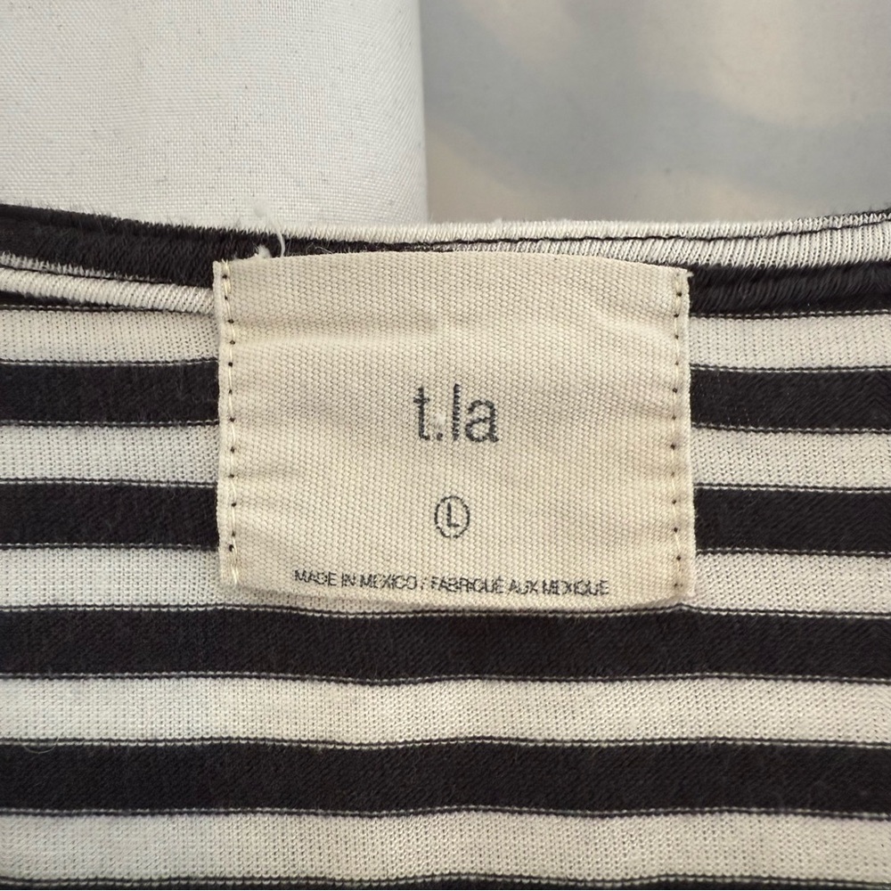 Anthropologie T.LA Black White Striped Tie Front Long Sleeve Tee Women’s Large - Picture 2 of 10